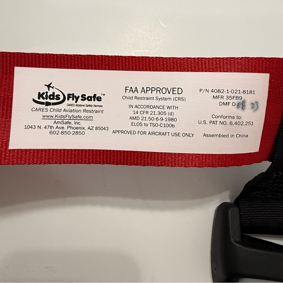 CARES-Airplane Safety Harness - Red and Blue - Picture 4 of 5